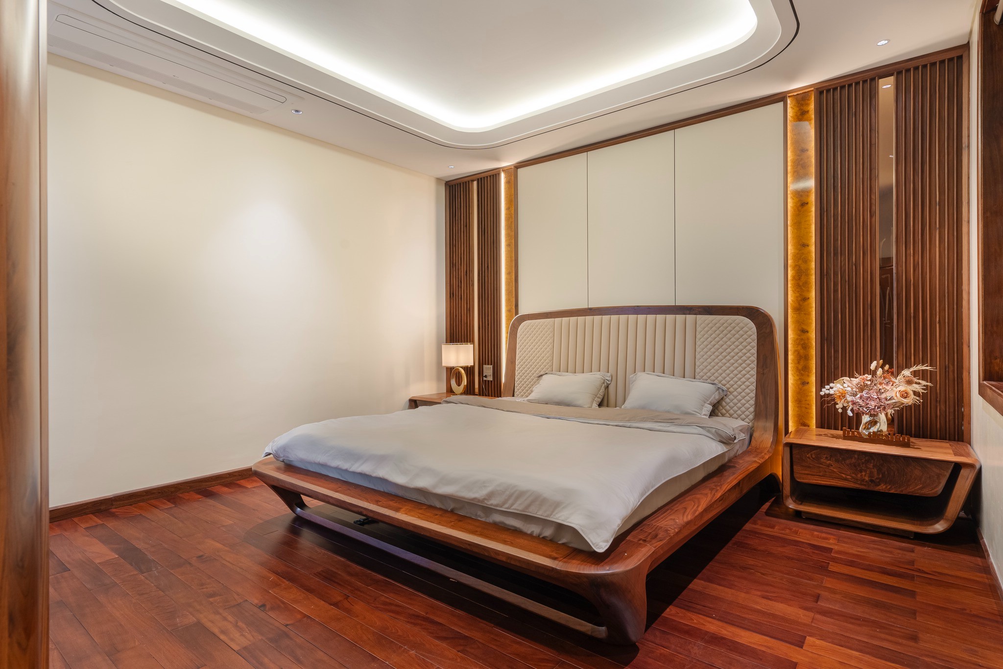 Mẫu giường gỗ tự nhiên đẹp gỗ gõ đỏ